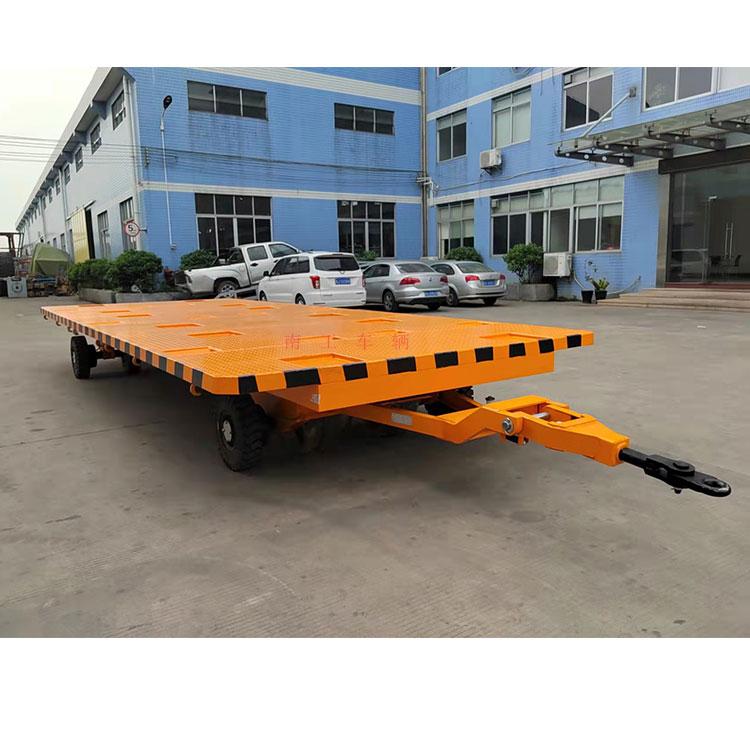 8.2T中型金年会（中国）全挂车