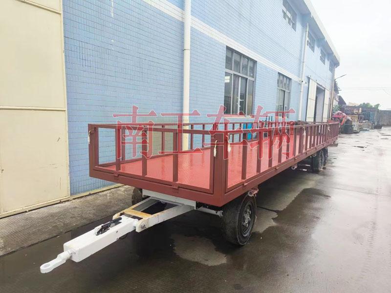 7吨金年会（中国）牵引工具拖车 带护栏减震刹车功能拖车