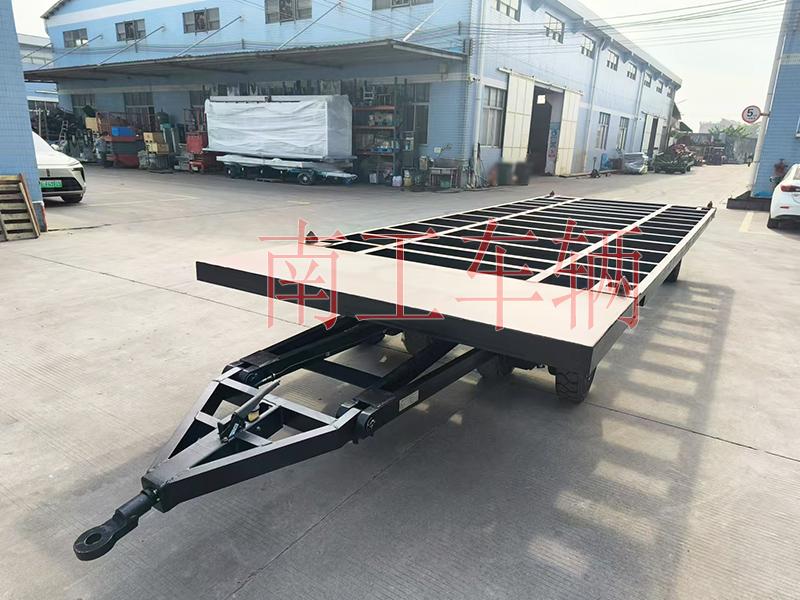 12吨骨架式金年会（中国） 带角锁刹车全挂车