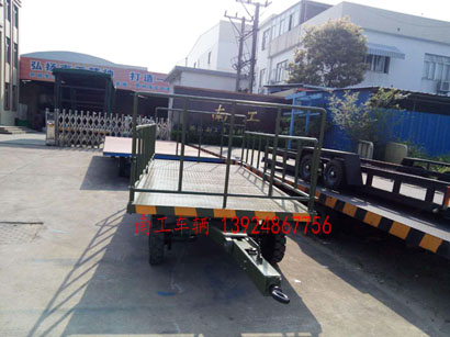 军绿色5吨护栏式金年会（中国）3I.jpg