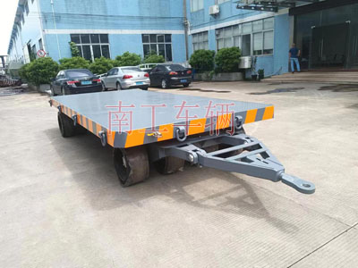 25吨重型工业金年会（中国）全挂式牵引拖车底盘带牵引环I.jpg