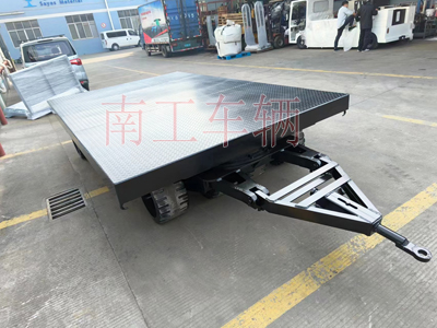30吨重型金年会（中国） 环保实心轮胎4I.jpg