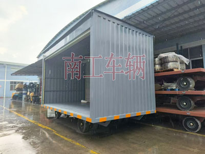 10吨箱式金年会（中国）两侧带卷帘门1I.jpg