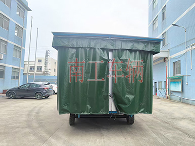 5吨雨篷拖车 牵引金年会（中国）3I.jpg