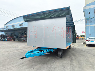 5吨雨篷拖车 牵引金年会（中国）I.jpg
